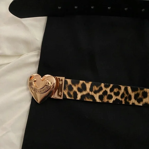Animal print Juicy Couture belt. Size M/L - Picture 2 of 3